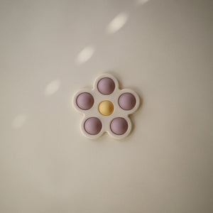 Mushie igračka Flower press - Soft Lilac